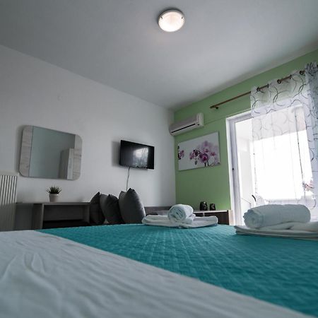 Dias Apartments Mola Kalyva Luaran gambar
