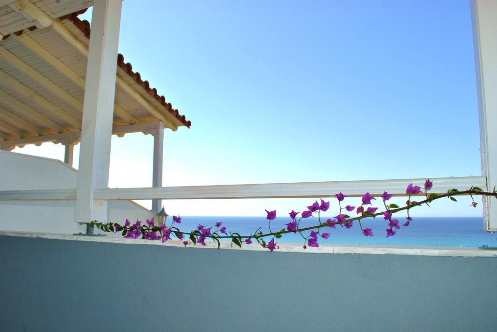 Dias Apartments Mola Kalyva Luaran gambar