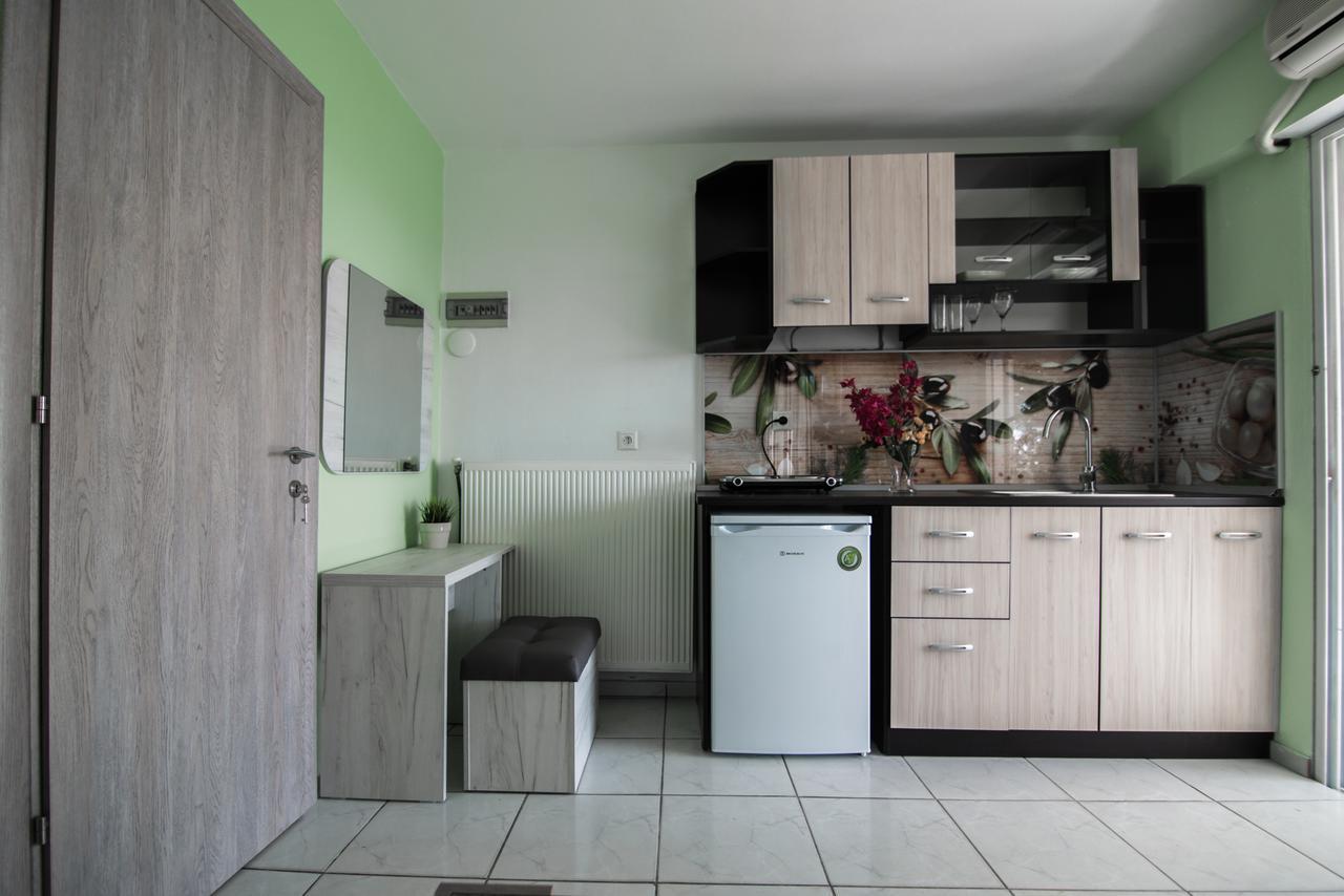 Dias Apartments Mola Kalyva Luaran gambar