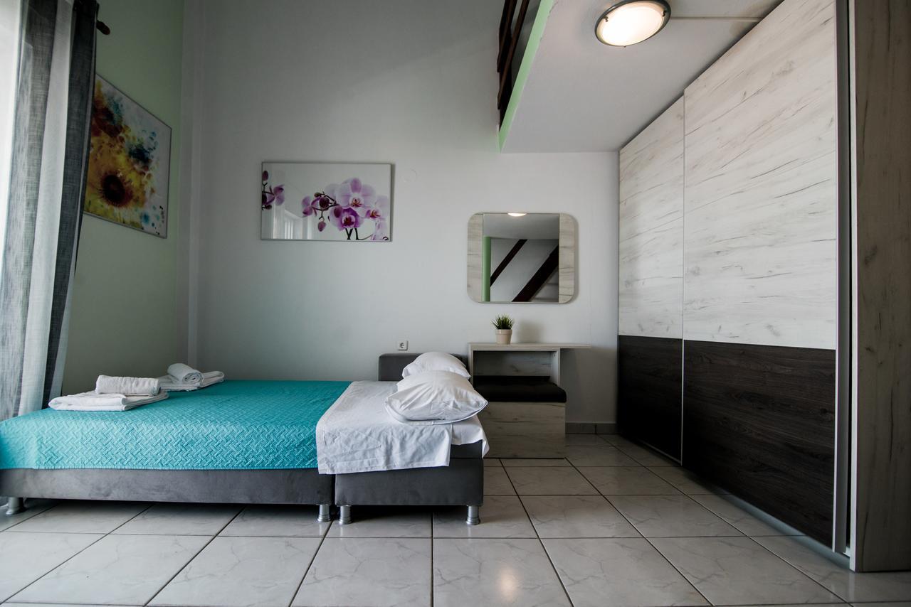 Dias Apartments Mola Kalyva Luaran gambar