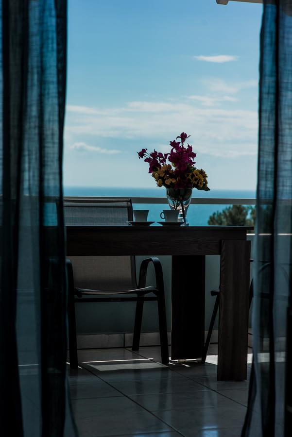 Dias Apartments Mola Kalyva Luaran gambar